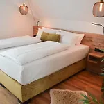 Gasthuis Zum Ritter - A Cozy Historical Landmark 3*