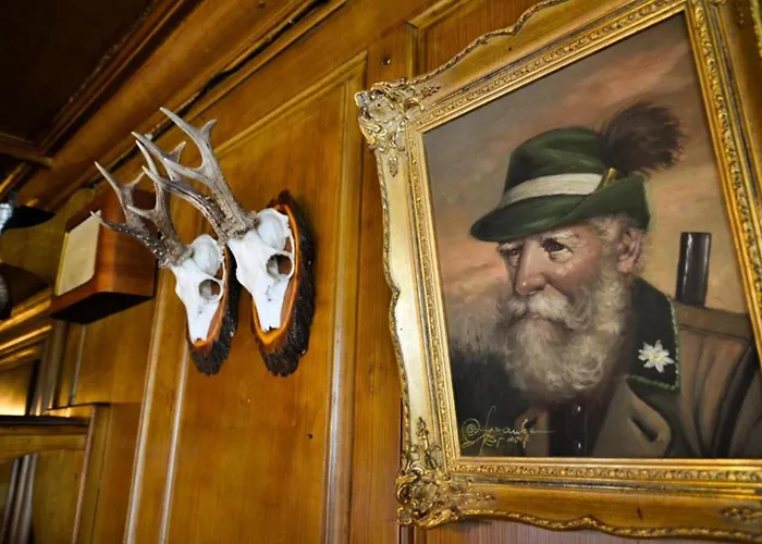 Zum Ritter - A Cozy Historical Landmark 3*