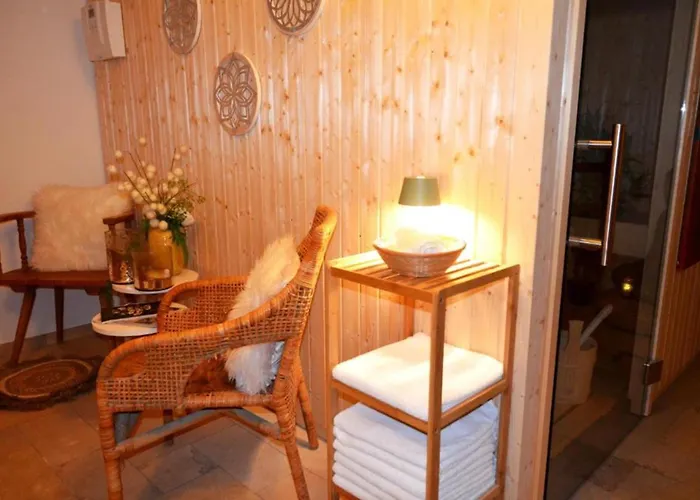 Гостьовий будинок Zum Ritter - A Cozy Historical Landmark 3*