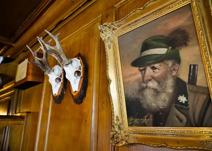 Zum Ritter - A Cozy Historical Landmark Гостьовий будинок 3*