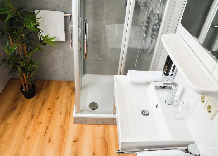 Zum Ritter - A Cozy Historical Landmark Гостьовий будинок Ульм